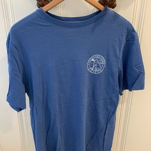 Vineyard Vines t-shirt